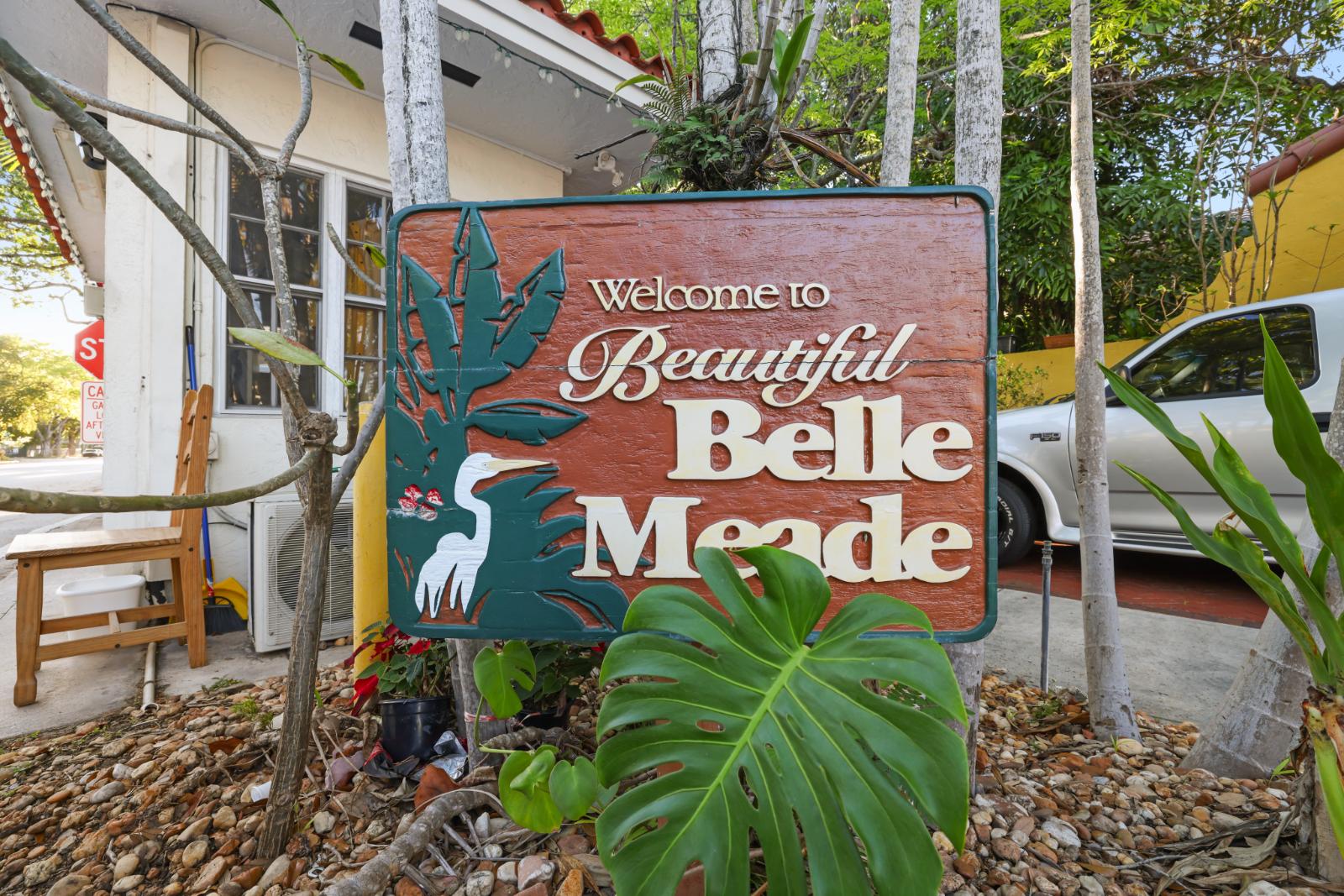 Belle Meade neighborhood sign near 720 NE 75th Street